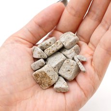 画像3: さざれ 100g 久栗坂石 日本銘石 青森県産 KUGURIZAKA Stone 天然石 パワーストーン カラーストーン (3)