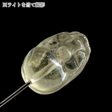 画像4: リビアングラス ヒキュウ エジプト産 貫通穴 【一点もの】 インパクトガラス Libyan Glass 隕石 天然ガラス テクタイト 希少 レア 天然石 パワーストーン (4)